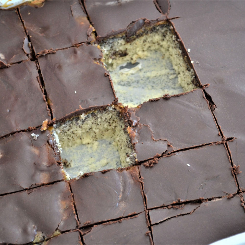 Bake sale of Y6H supporting Červený nos