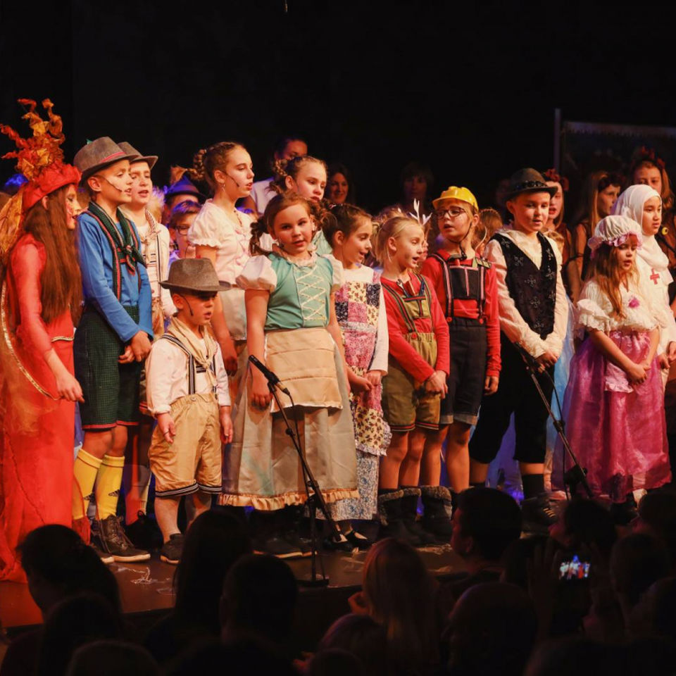 Dragon Days - Primary Christmas Musical