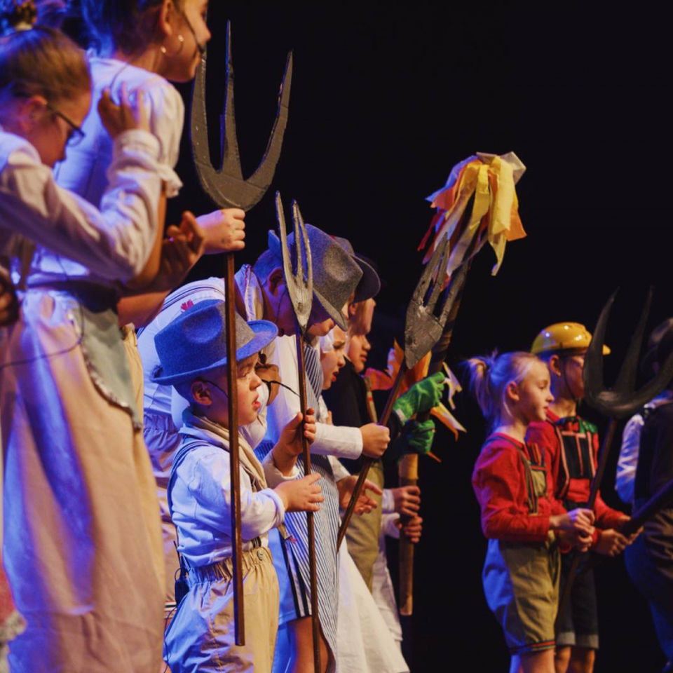 Dragon Days - Primary Christmas Musical