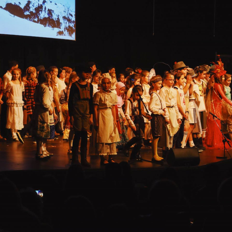 Dragon Days - Primary Christmas Musical