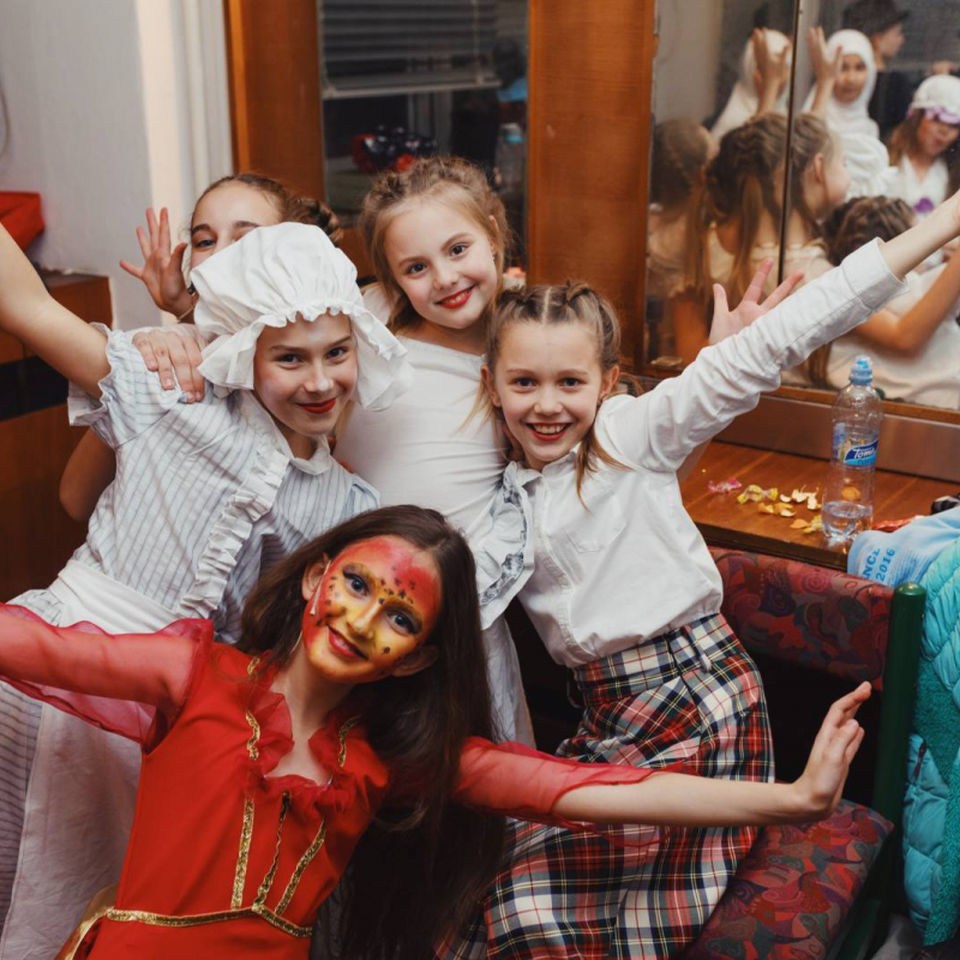 Dragon Days - Primary Christmas Musical