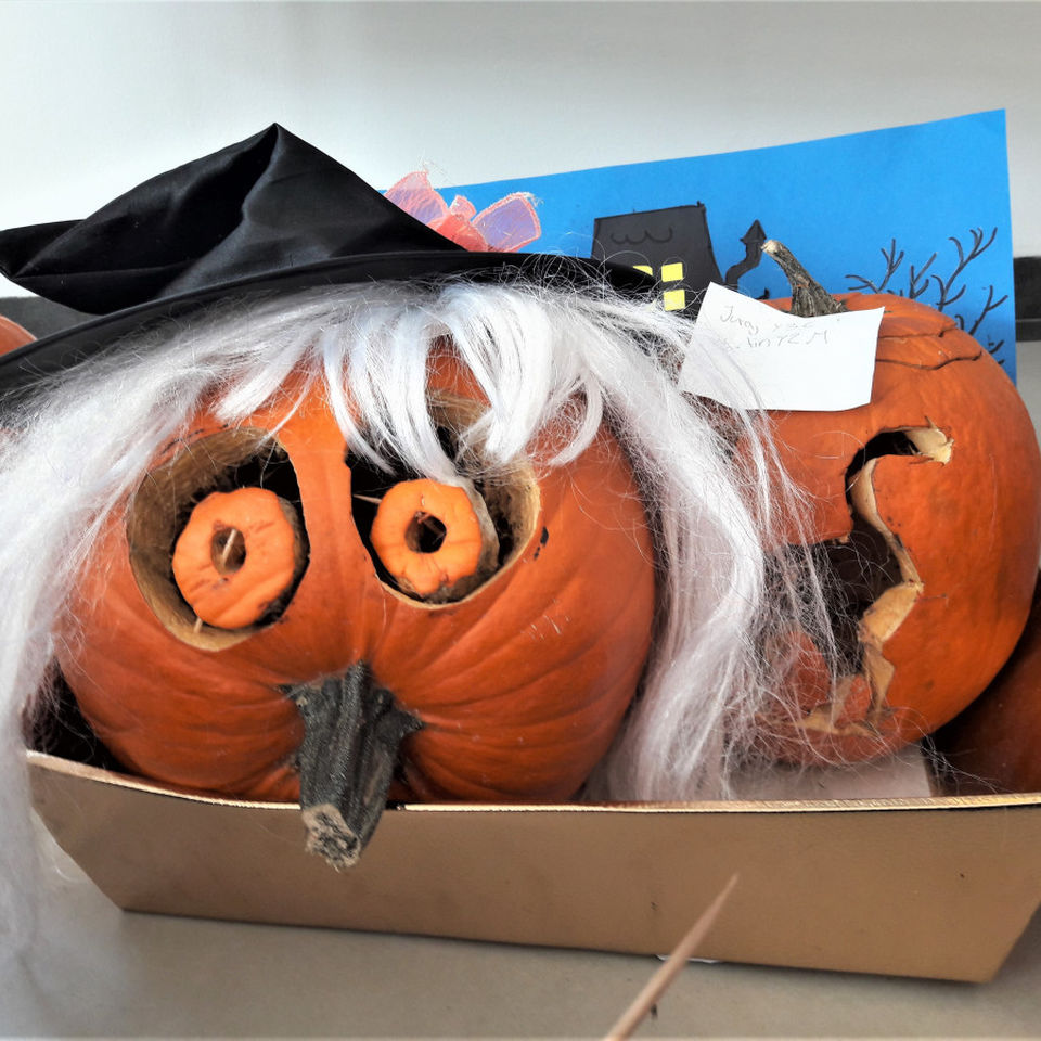 Pumpkin carving competition 2019