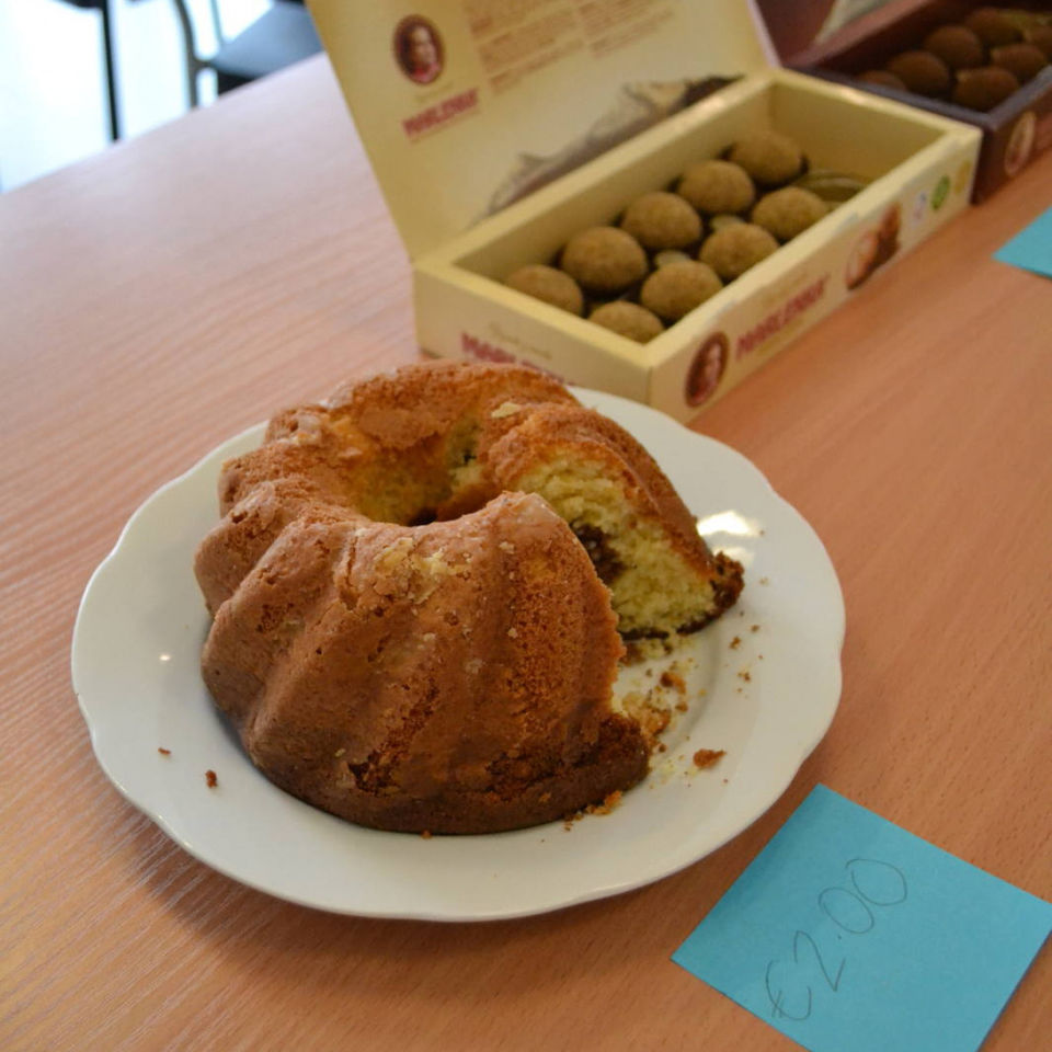 Valentine’s Bake Sale of Y10P students