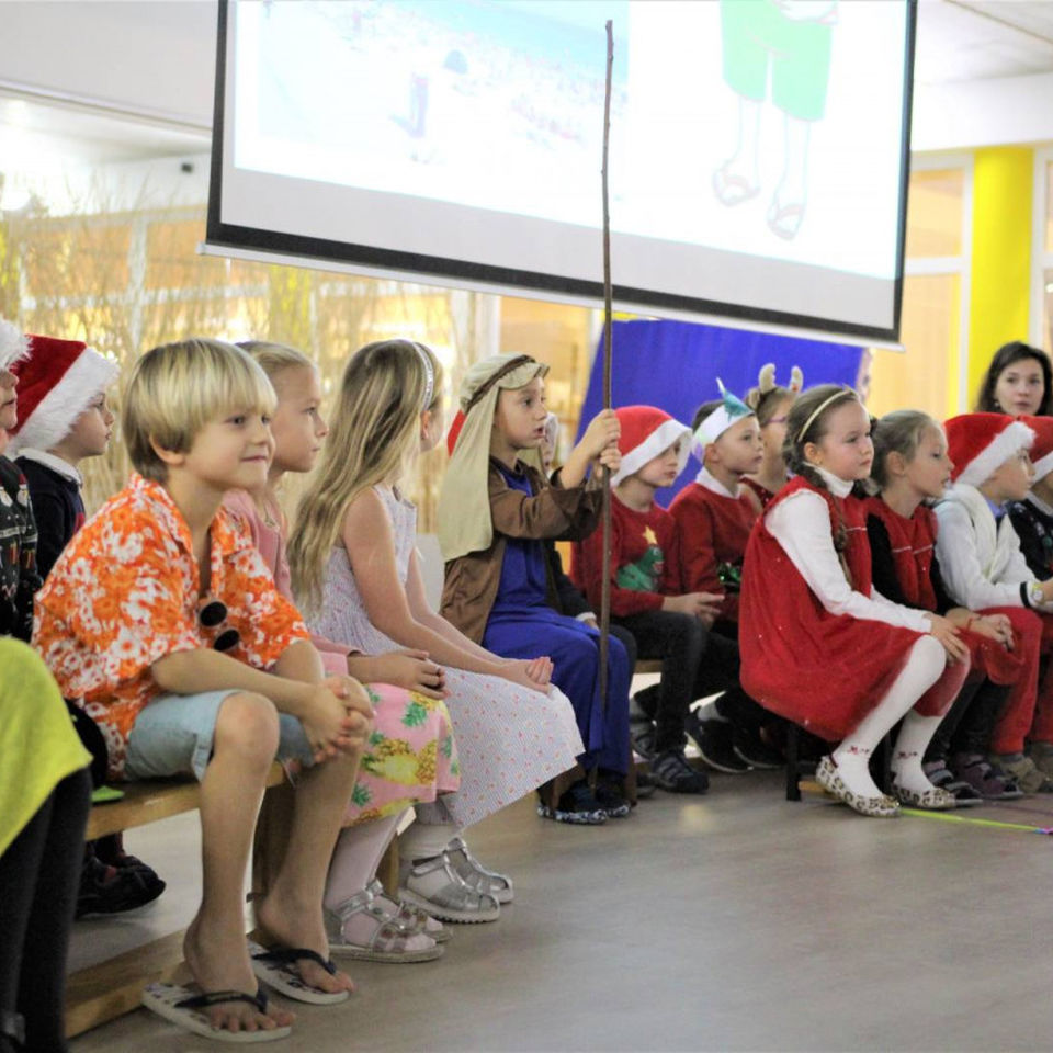Y2 Christmas Performance