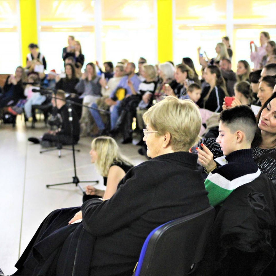 Y2 Christmas Performance