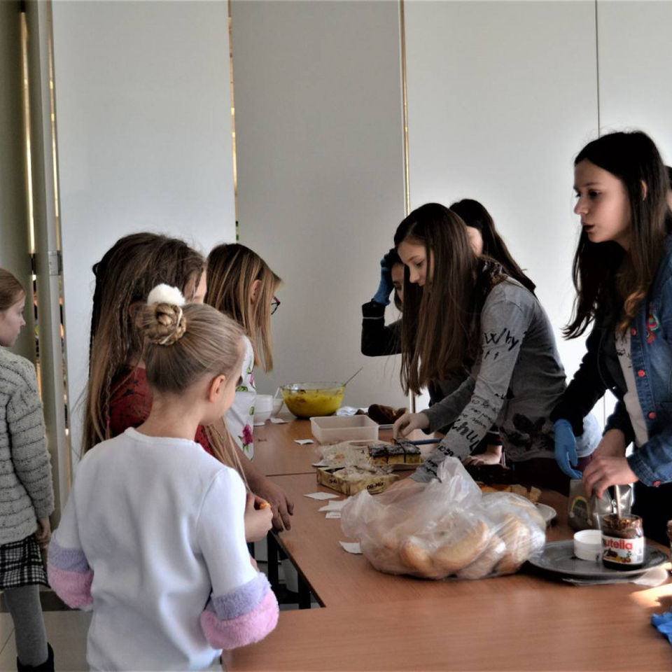 Year 8L Bake sale for Children's Cardiocenter of Bratislava