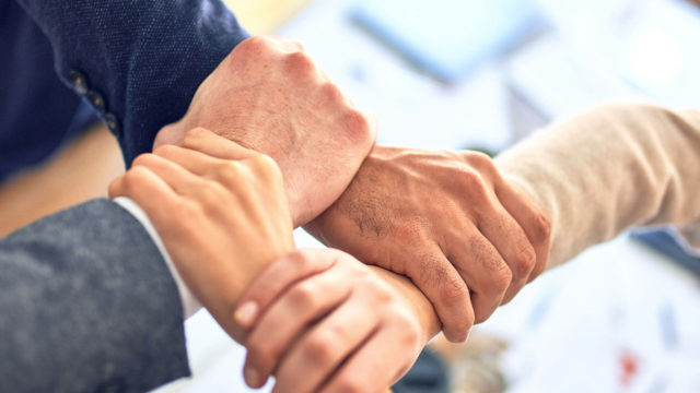 Akreditácie a členstvá